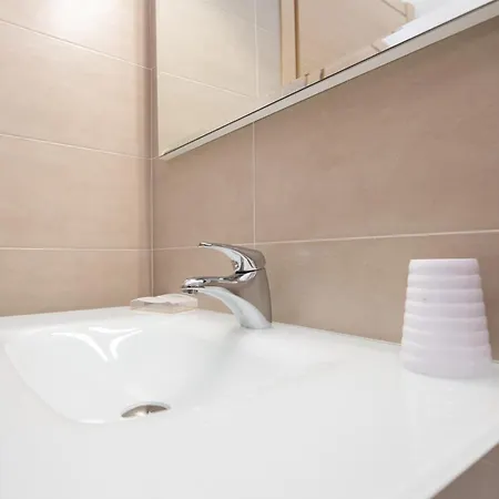 Lilli Apartment