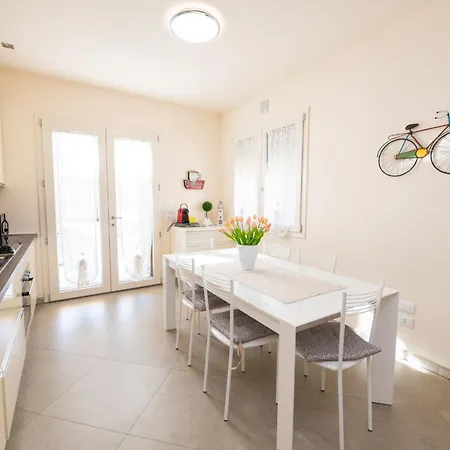Lilli Apartment